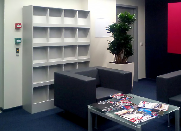 Витрины и промо стеллажи на заказ